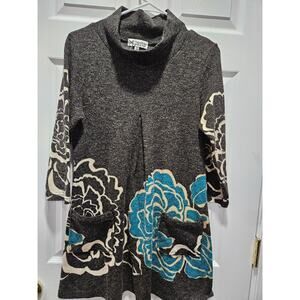 Papillon Sweater Gray Shift Dress Size M Floral Mock neck Blue with pockets